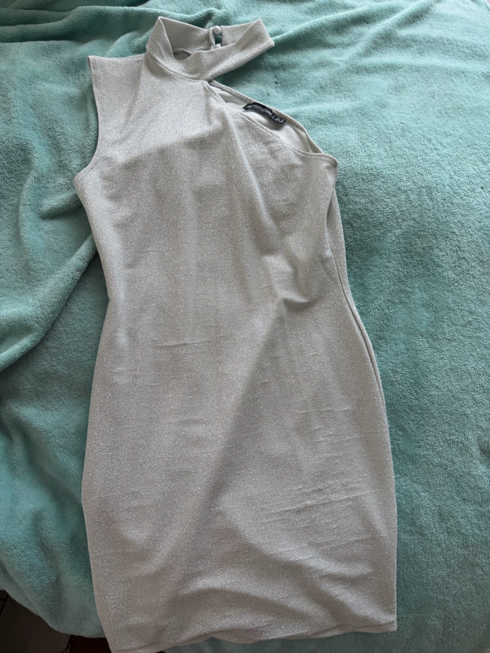 PrettyLittleThing Silver One-Shoulder Bodycon Dress